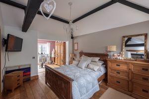 Photo 1- click for photo gallery